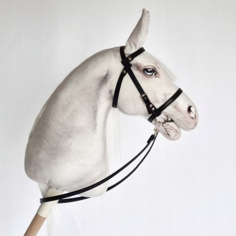 Realistyczny hobby horse, konik na patyku, biały A4 Realistyczny hobby horse, konik na patyku, biały A4