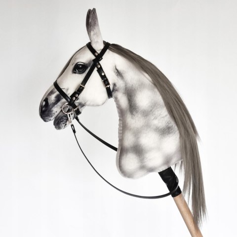 Realistyczny hobby horse, konik na patyku, jabłkowity A4