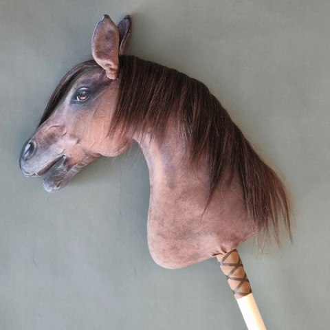 Realistyczny hobby horse, konik na patyku, koń brązowy, gniady A4 Realistyczny hobby horse, konik na patyku, koń brązowy, gniady A4
