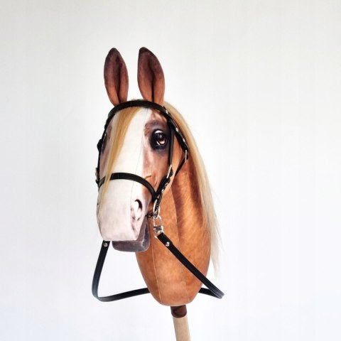 Realistyczny hobby horse, konik na patyku, koń brązowy z białą plamką A4 Realistyczny hobby horse, konik na patyku, koń brązowy z białą plamką A4