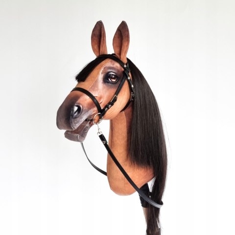 Realistyczny hobby horse, konik na patyku, koń kasztan z czarną grzywą A4 Realistyczny hobby horse, konik na patyku, koń kasztan z czarną grzywą A4